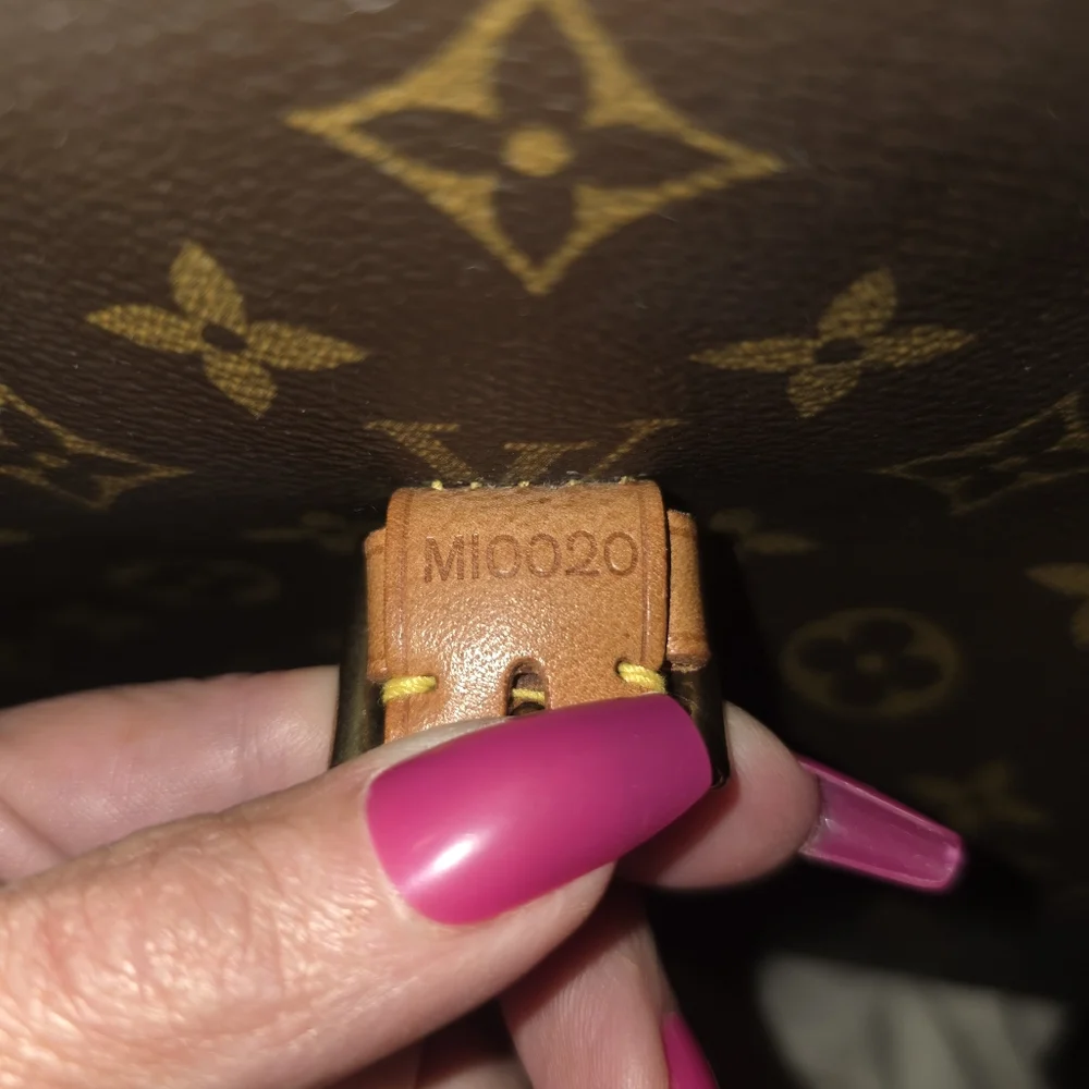 *VERY RARE** Louis Vuitton Monogram Rivoli Briefcase / Tote / Satchel - Picture 16 of 16